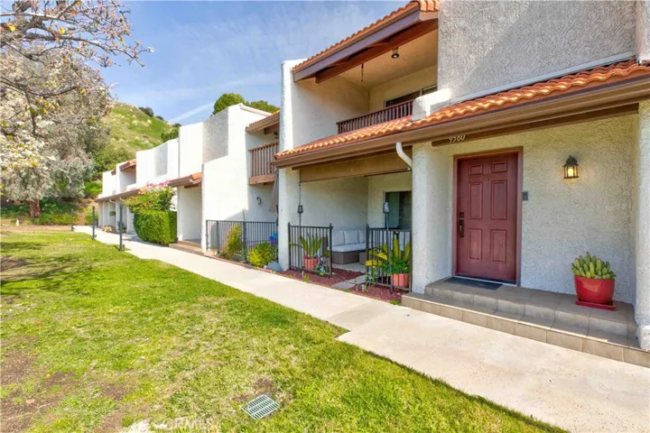 9580 Via Bernardo, Sun Valley, California 91504