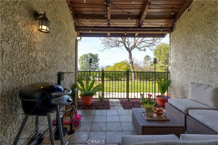 9580 Via Bernardo, Sun Valley, California 91504