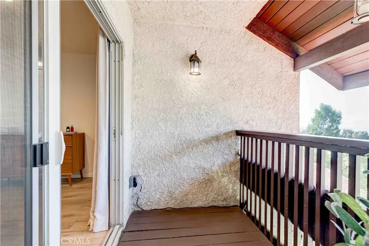 9580 Via Bernardo, Sun Valley, California 91504