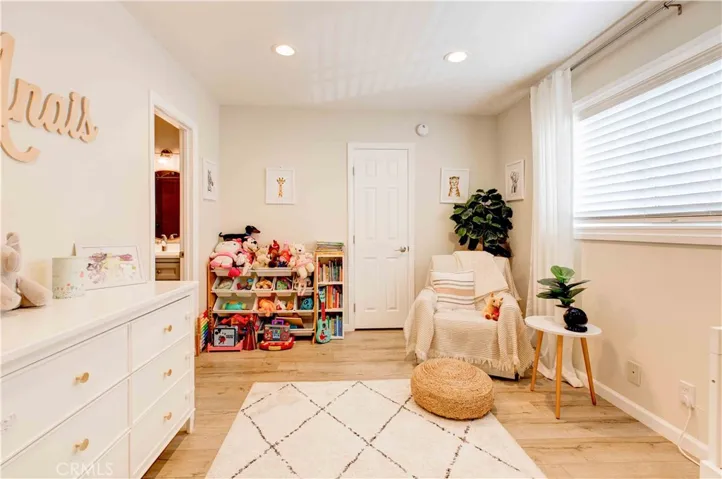 9580 Via Bernardo, Sun Valley, California 91504