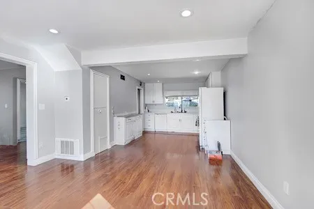 13883 Tucker Avenue, Sylmar, California 91342