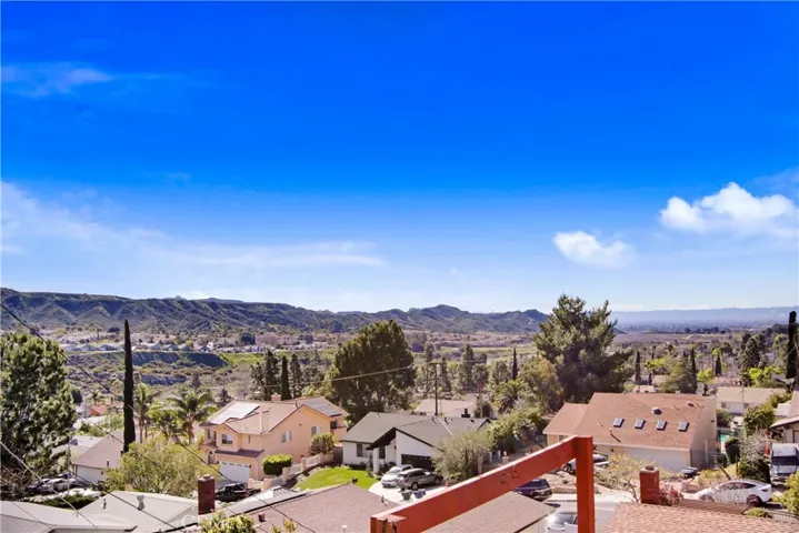 13883 Tucker Avenue, Sylmar, California 91342