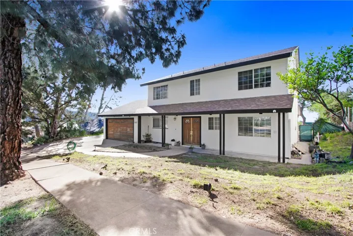 13883 Tucker Avenue, Sylmar, California 91342