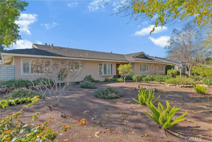 19500 Romar Street, Northridge, California 91324