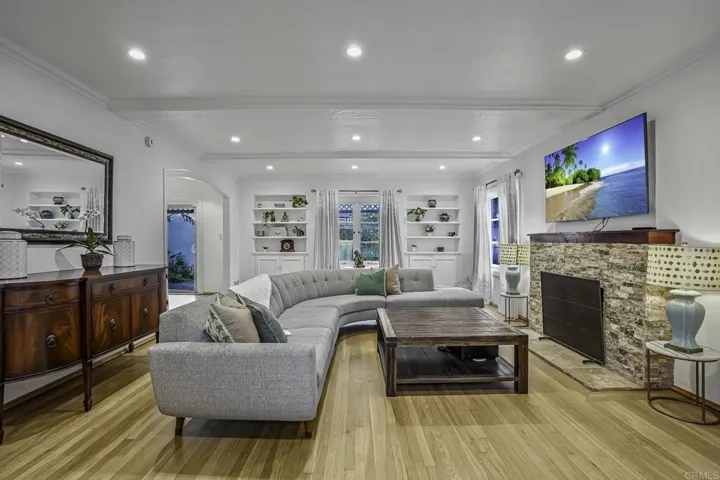 3715 Amaryllis Drive, San Diego, California 92106