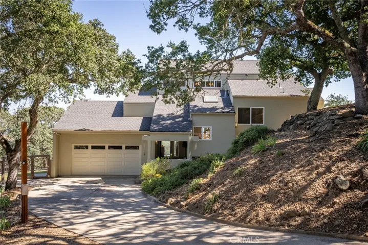 10605 Realito Avenue, Atascadero, California 93422