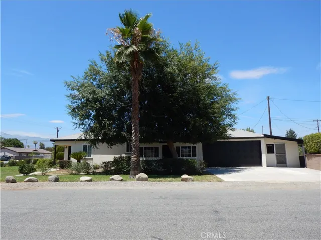9493 Alder Avenue, Fontana, California 92335