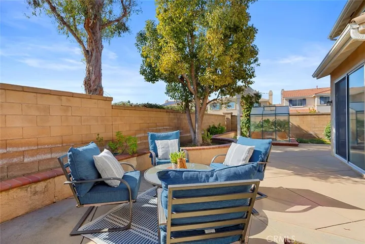 24 Iroquois Court, Irvine, California 92602