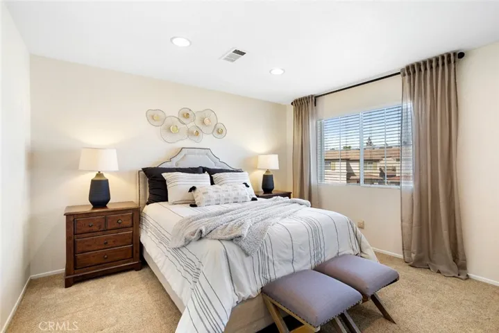 24 Iroquois Court, Irvine, California 92602