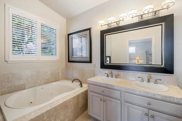 10484 Fairway Lane, Carmel Valley, California 93923