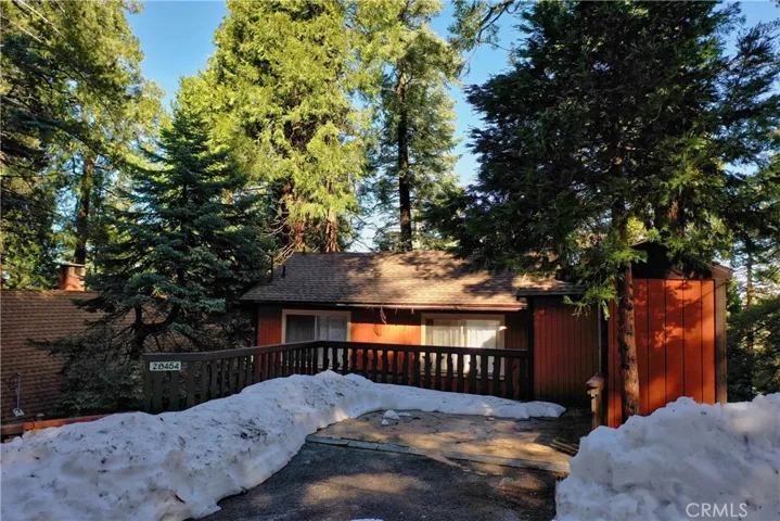 28464 Altamont Court, Lake Arrowhead, California 92352