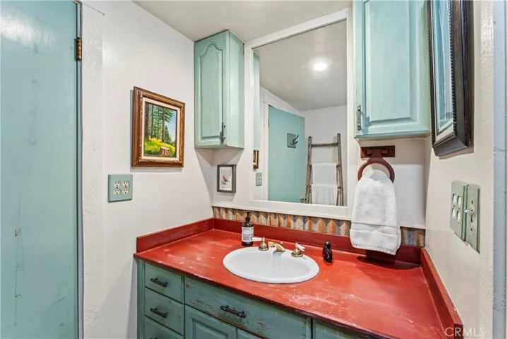 Entry level full bath