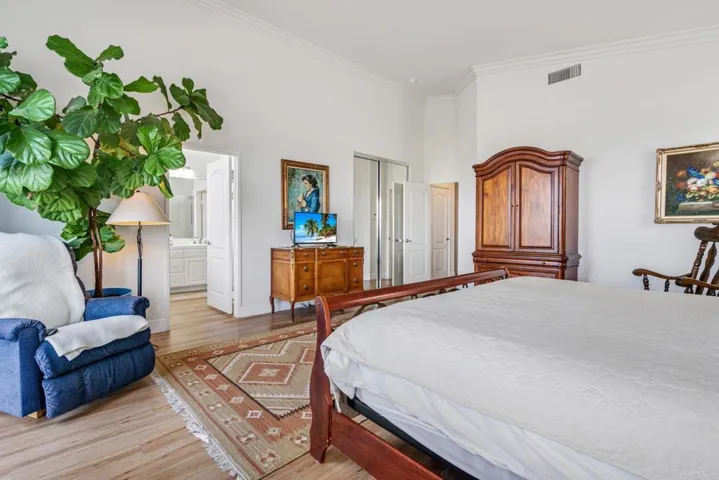 4922 Lassen Drive, Oceanside, California 92056