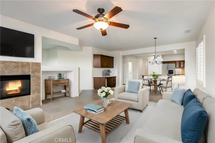 Living space, virtually staged