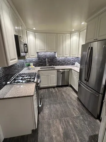 16 Graystone Drive, South San Francisco, California 94080