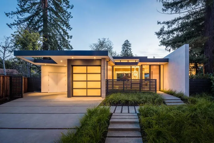 4284 Los Palos Circle, Palo Alto, California 94306