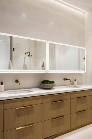 4284 Los Palos Circle, Palo Alto, California 94306