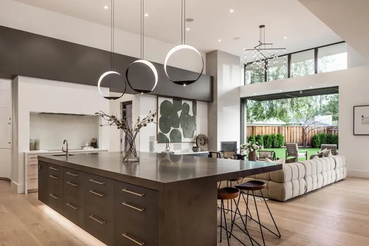 4284 Los Palos Circle, Palo Alto, California 94306