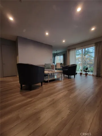 10757 Hortense Street 405, North Hollywood, California 91602