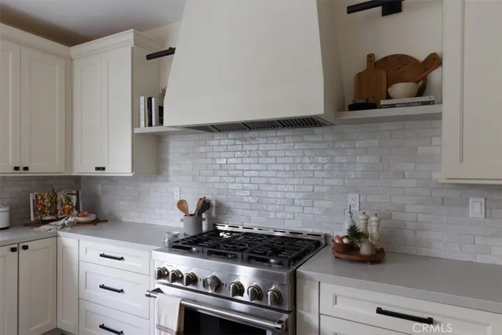30161 Valley Glen Street, Castaic, California 91384