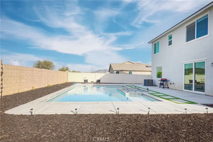31084 Petal Circle, Winchester, California 92596
