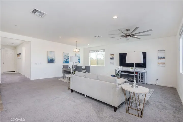 31084 Petal Circle, Winchester, California 92596