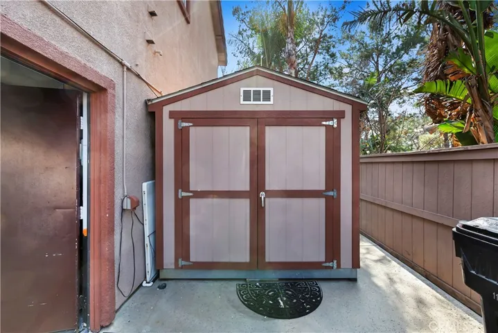 Additional Yard Space and Storage
