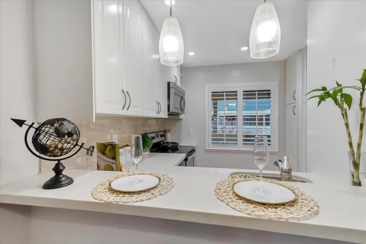 443 Alberto Way B222, Los Gatos, California 95032