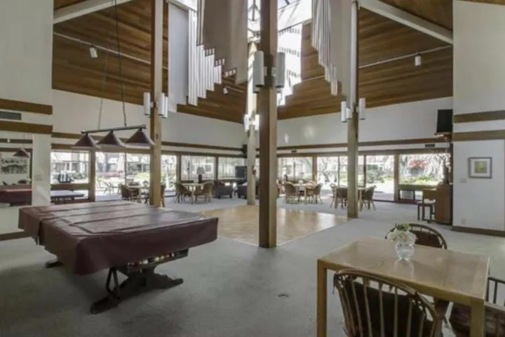 443 Alberto Way B222, Los Gatos, California 95032