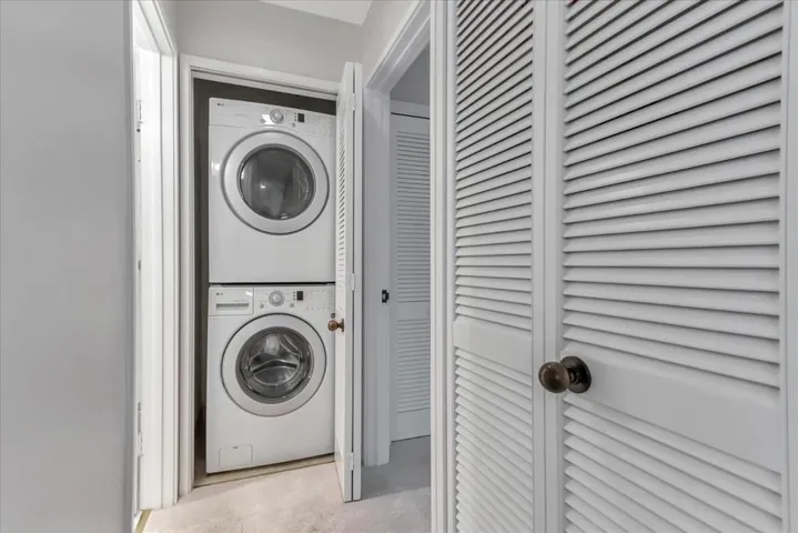 443 Alberto Way B222, Los Gatos, California 95032