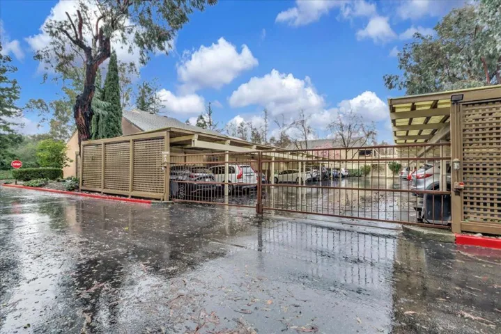 443 Alberto Way B222, Los Gatos, California 95032
