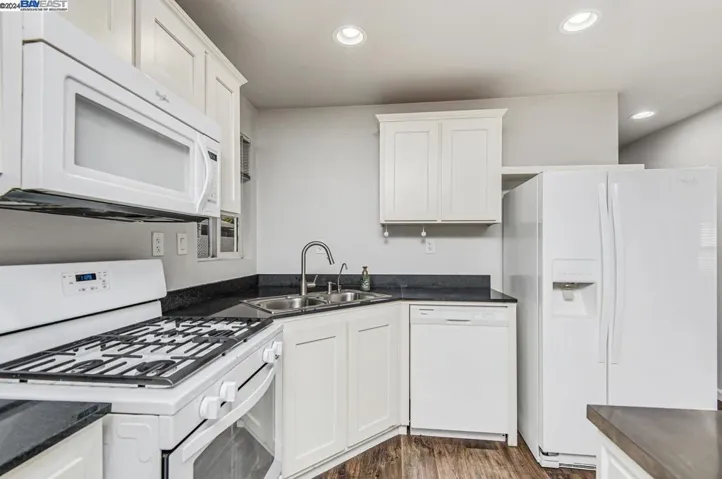 3660 Walnut Blvd Trlr 9, Brentwood, California 94513