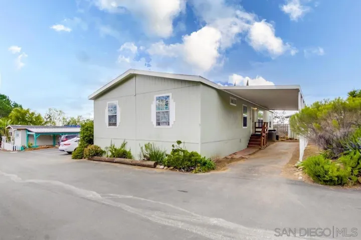 250 La Cresta Heights Rd Spc 9, El Cajon, California 92021