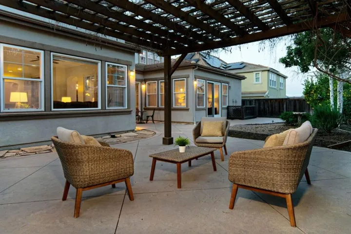 6598 Broadacres Drive, San Jose, California 95120