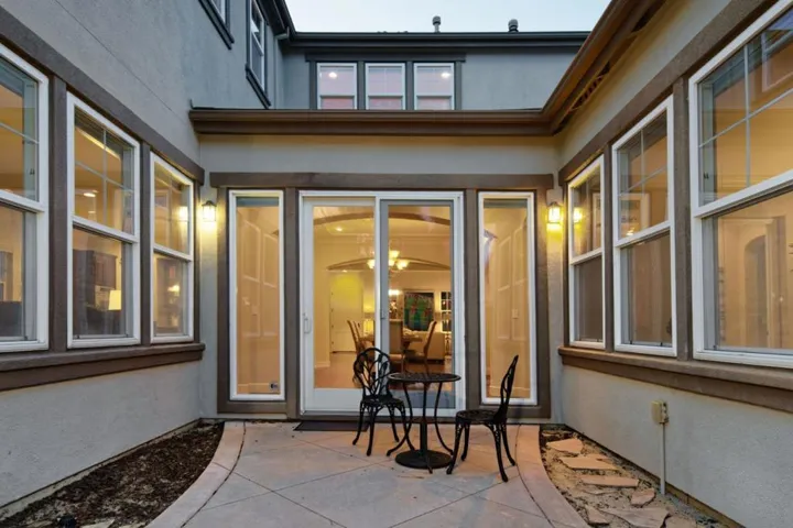 6598 Broadacres Drive, San Jose, California 95120