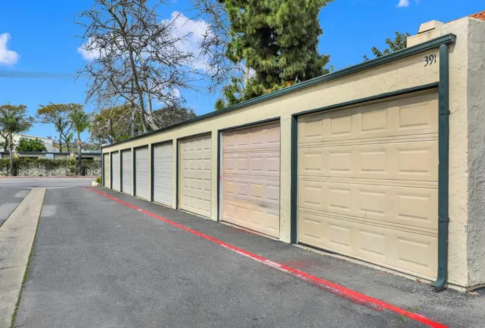 387 N Melrose Drive E, Vista, California 92083