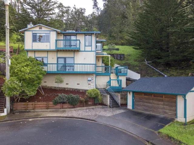 44 Oviedo Court, Pacifica, California 94044