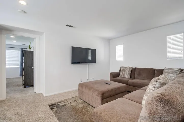 2284 Red Leaf Lane, Chula Vista, California 91915