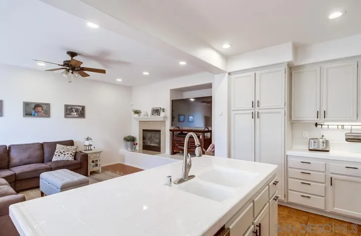 2284 Red Leaf Lane, Chula Vista, California 91915