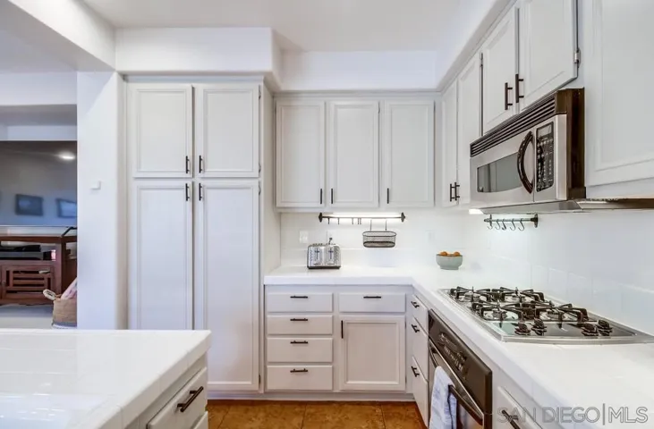 2284 Red Leaf Lane, Chula Vista, California 91915