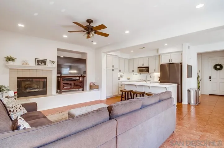 2284 Red Leaf Lane, Chula Vista, California 91915