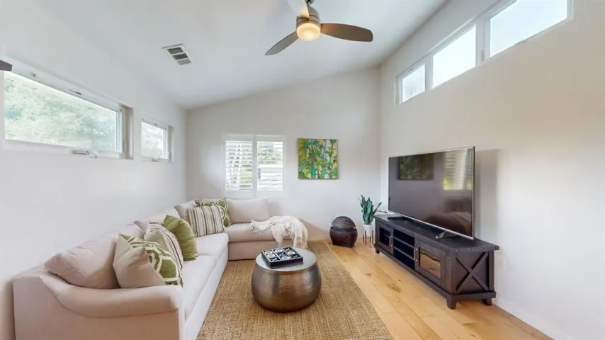 1690 Edgewood Drive, Palo Alto, California 94303