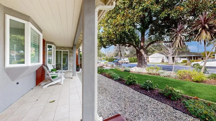 1690 Edgewood Drive, Palo Alto, California 94303