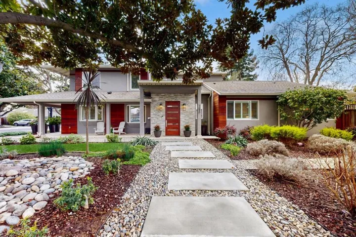 1690 Edgewood Drive, Palo Alto, California 94303