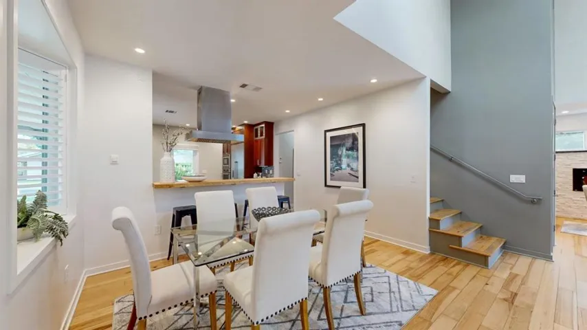 1690 Edgewood Drive, Palo Alto, California 94303