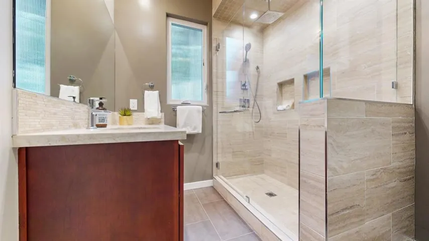 1690 Edgewood Drive, Palo Alto, California 94303