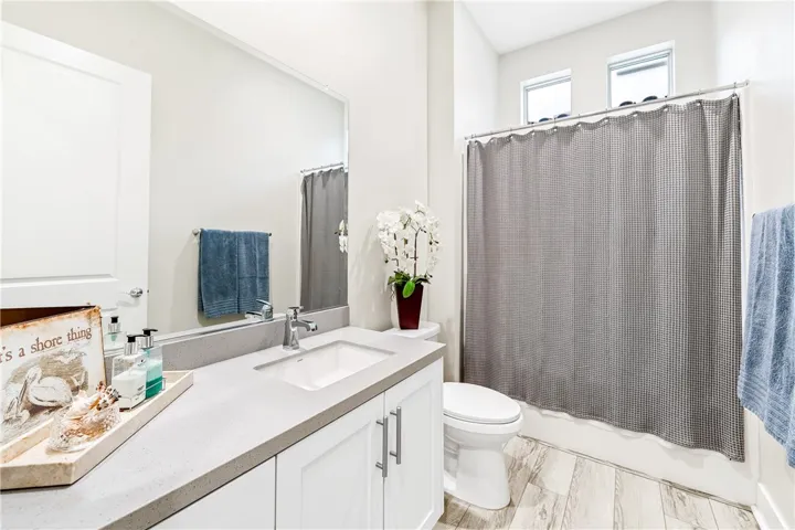 10818 Arena Court, Cypress, California 90720