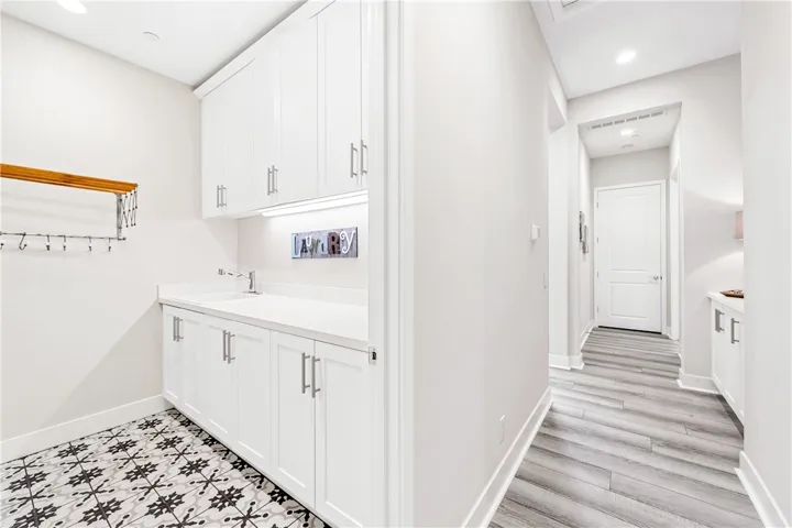 10818 Arena Court, Cypress, California 90720