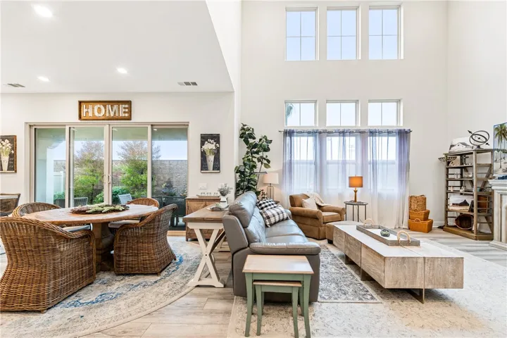 10818 Arena Court, Cypress, California 90720