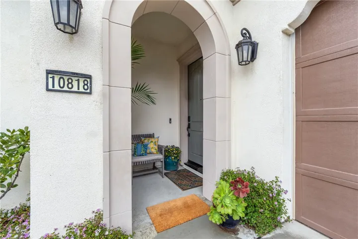 10818 Arena Court, Cypress, California 90720